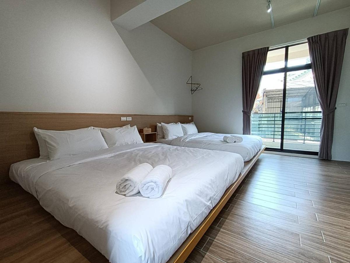 日日和 Apartment Tainan Bagian luar foto