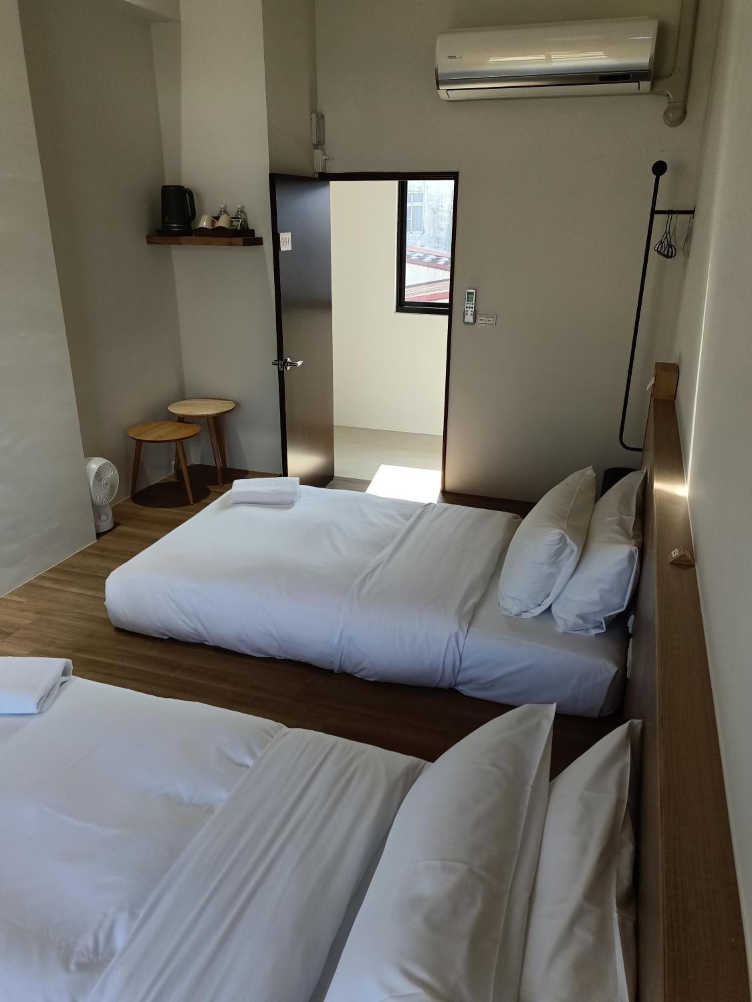 日日和 Apartment Tainan Bagian luar foto