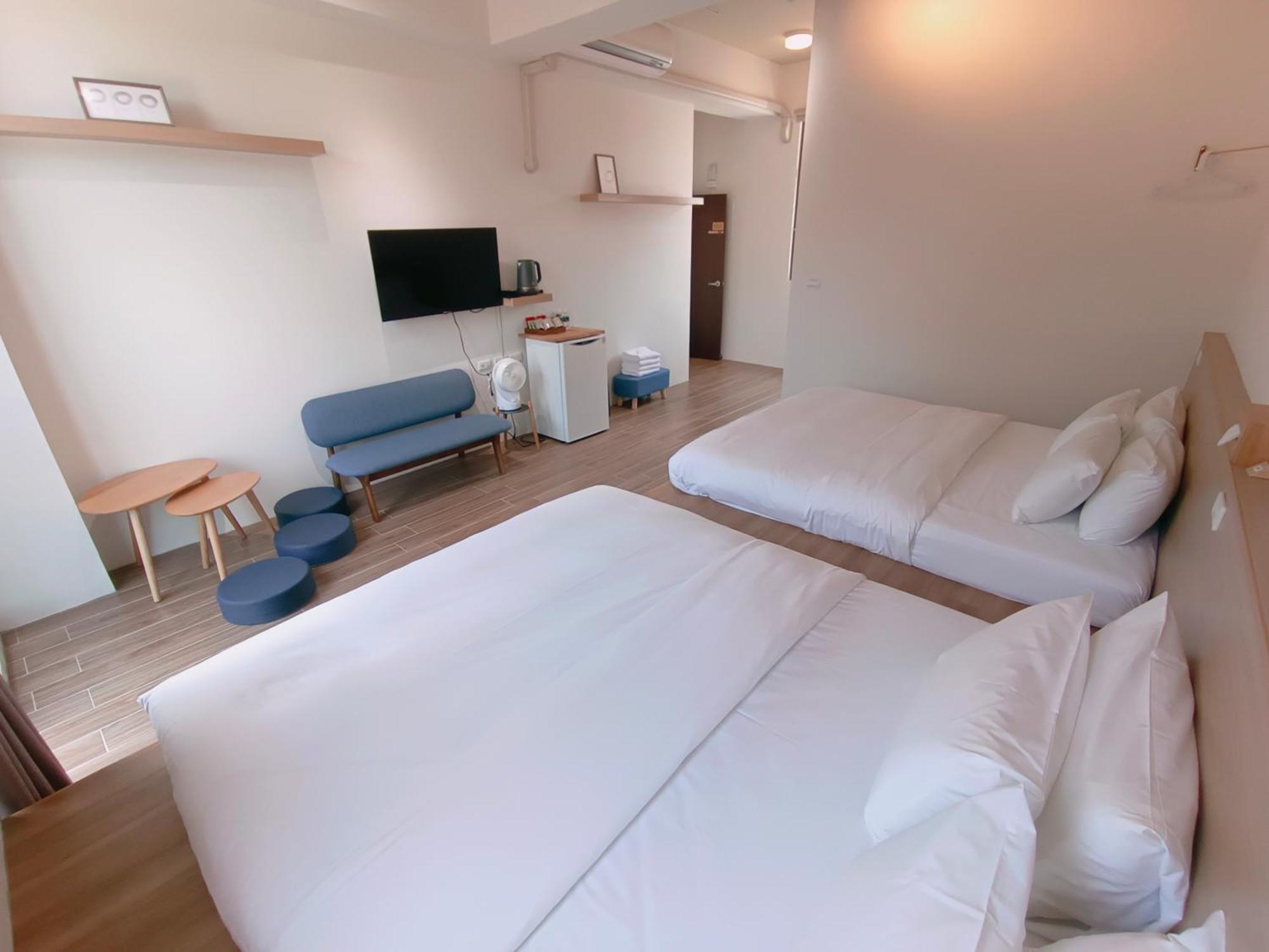日日和 Apartment Tainan Bagian luar foto