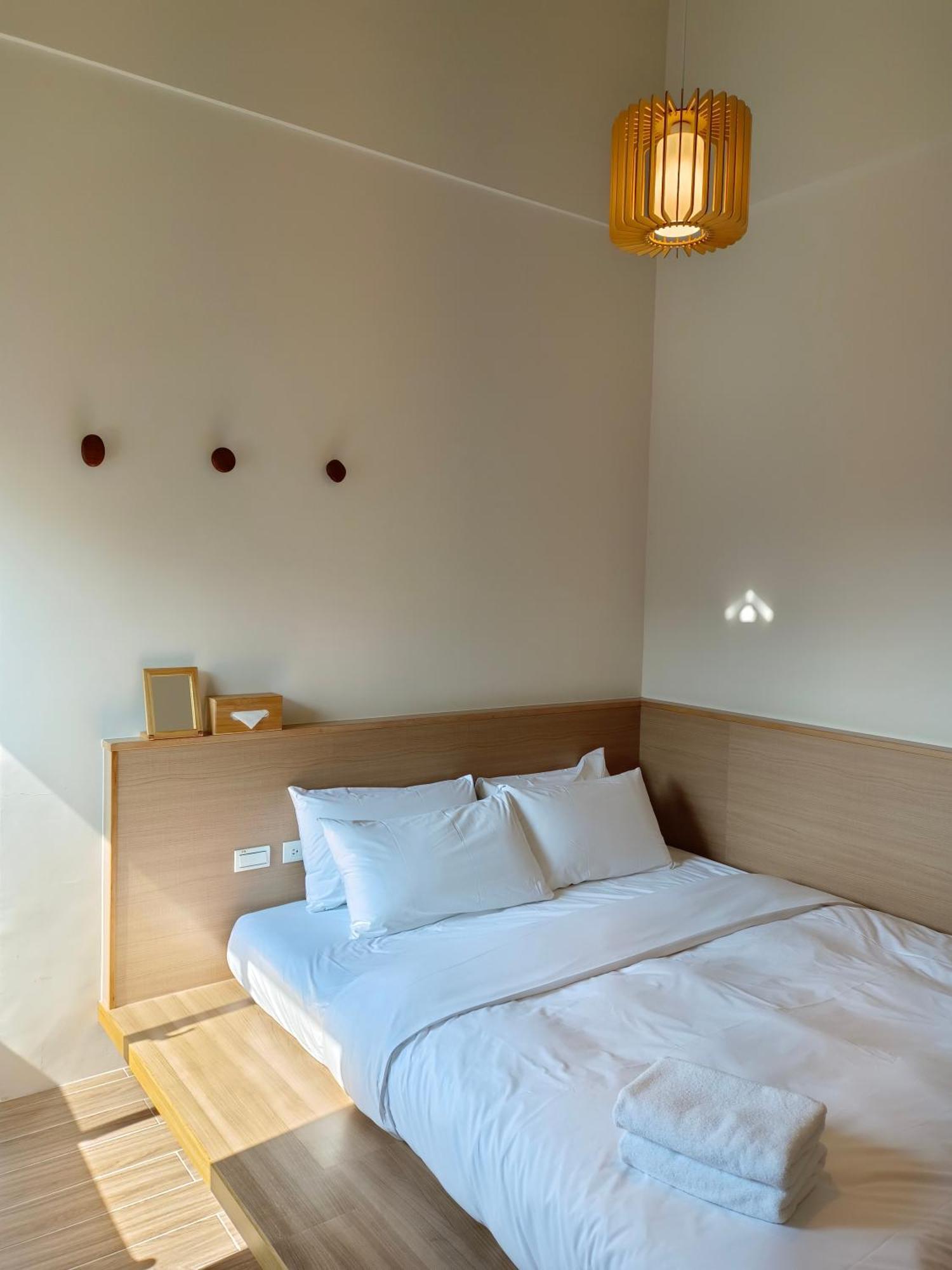 日日和 Apartment Tainan Bagian luar foto