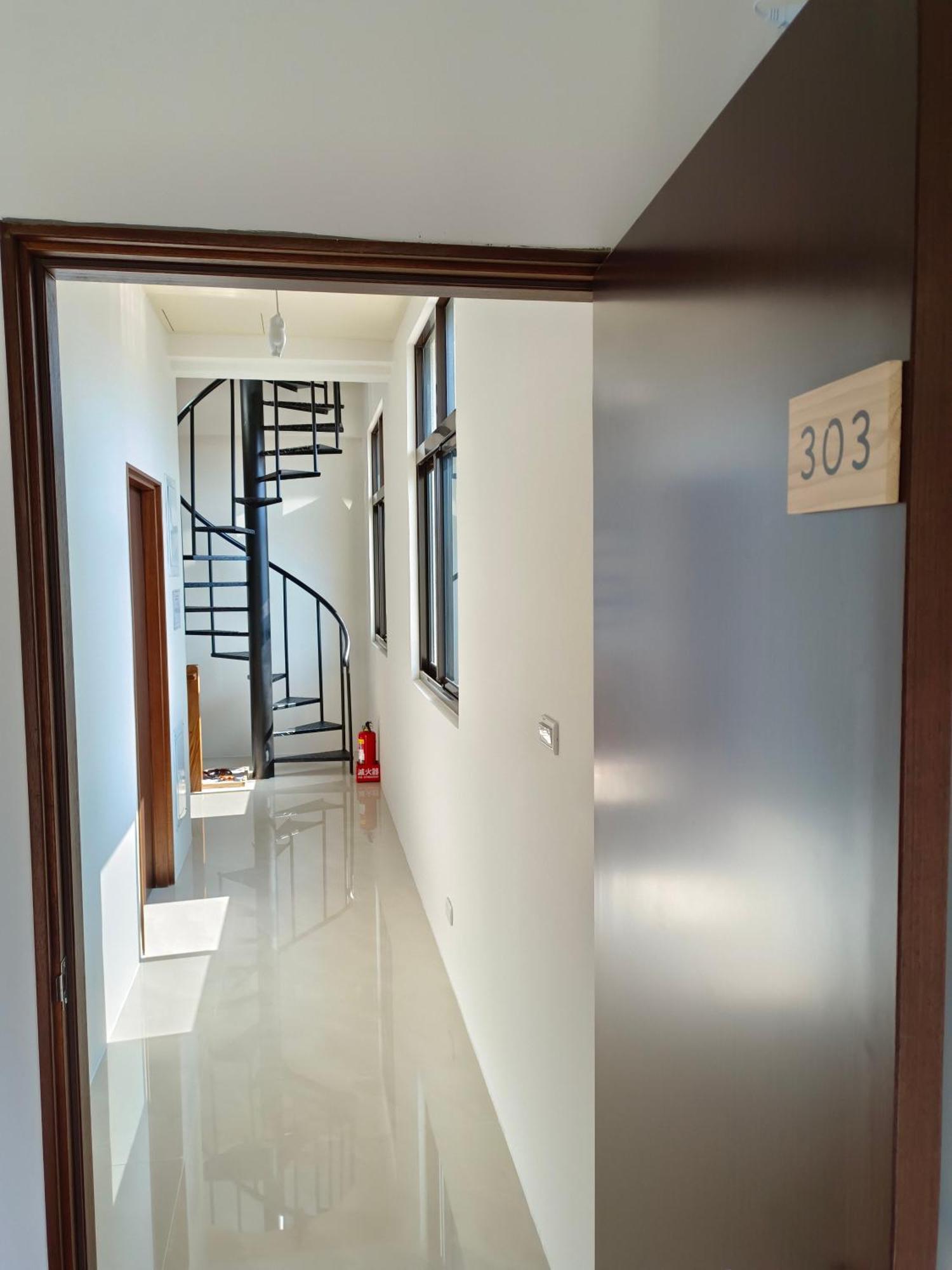 日日和 Apartment Tainan Bagian luar foto